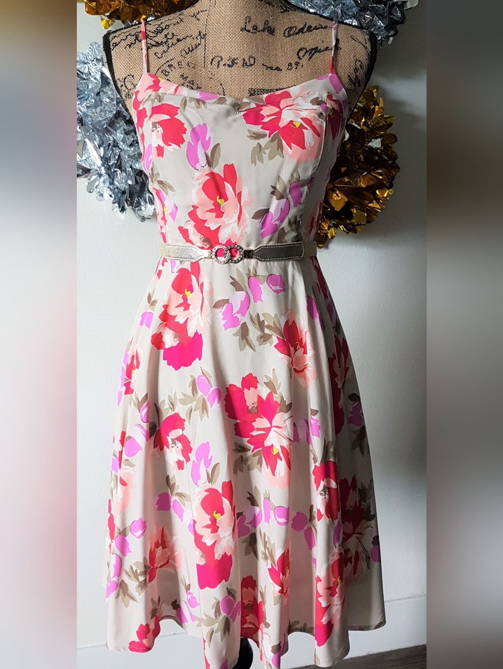 Old Navy Floral Spaghetti-Strap Fit & Flare Dress with Pink & Red Blooms Small
